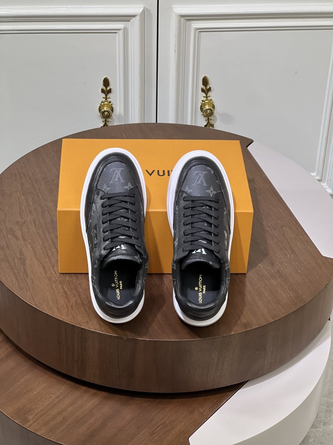 Louis Vuitton Textured Low-Top Sneakers — front